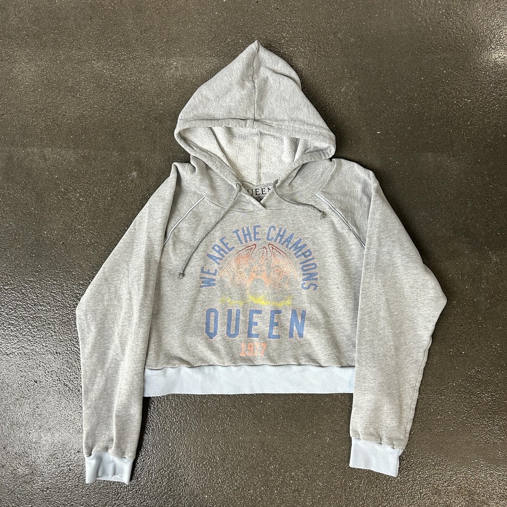 Queen Hoodie Womens Medium Gray We Are The Champions 1977 Cropped‎ Sweatshirt